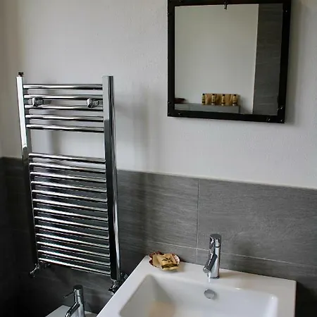 Luna Apartment *